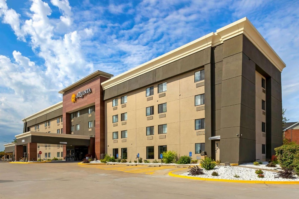 La Quinta Inn & Suites by Wyndham Des Moines West Clive